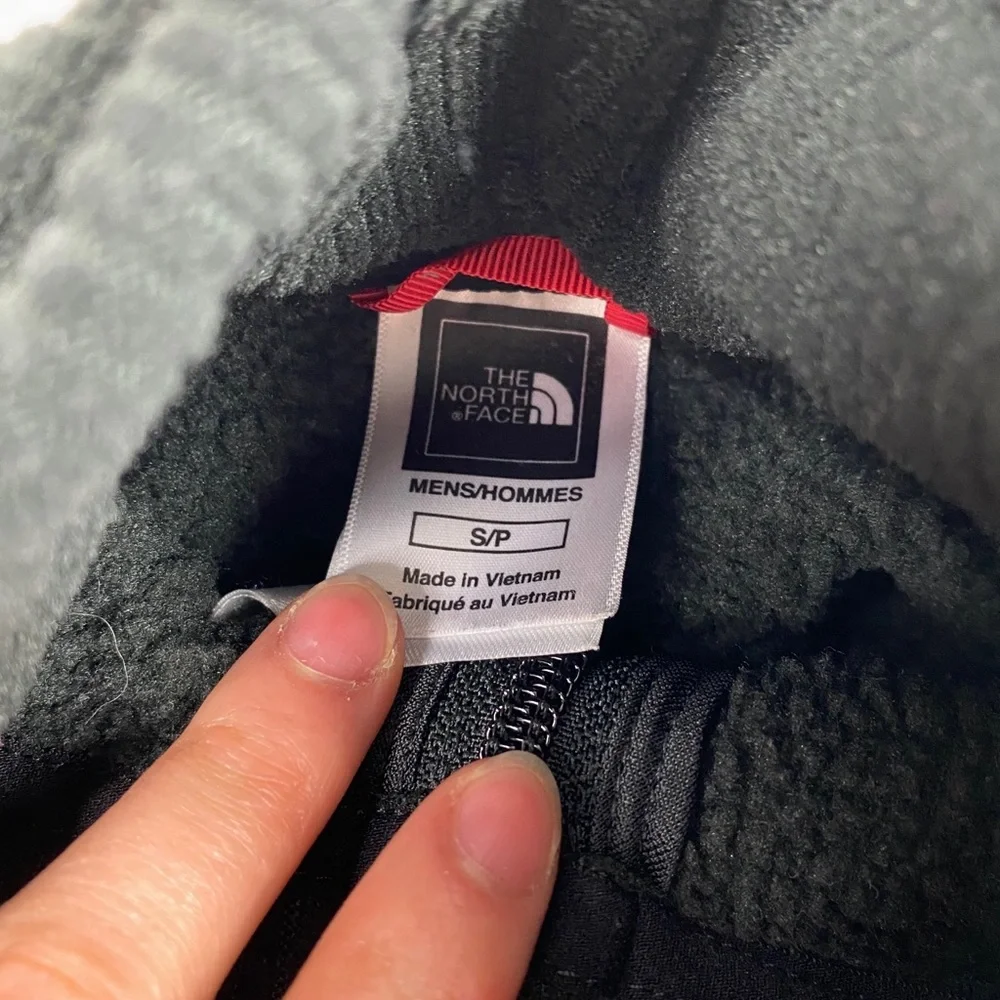 North Face Mens Black Quarter‎ Zip